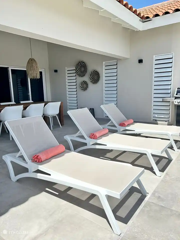 Détendez-vous à la piscine !