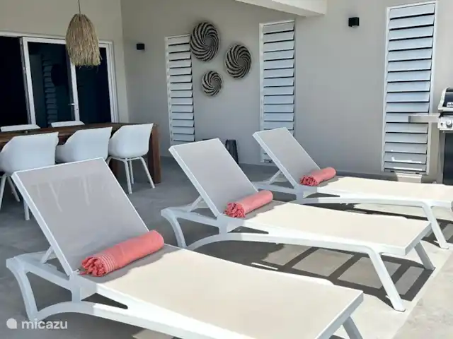 Villa Rovah *PREMIUM* *COMPLEXE FERMÉ* | Curaçao, Banda Abou (ouest), Fontein - villa Détendez-vous à la piscine !