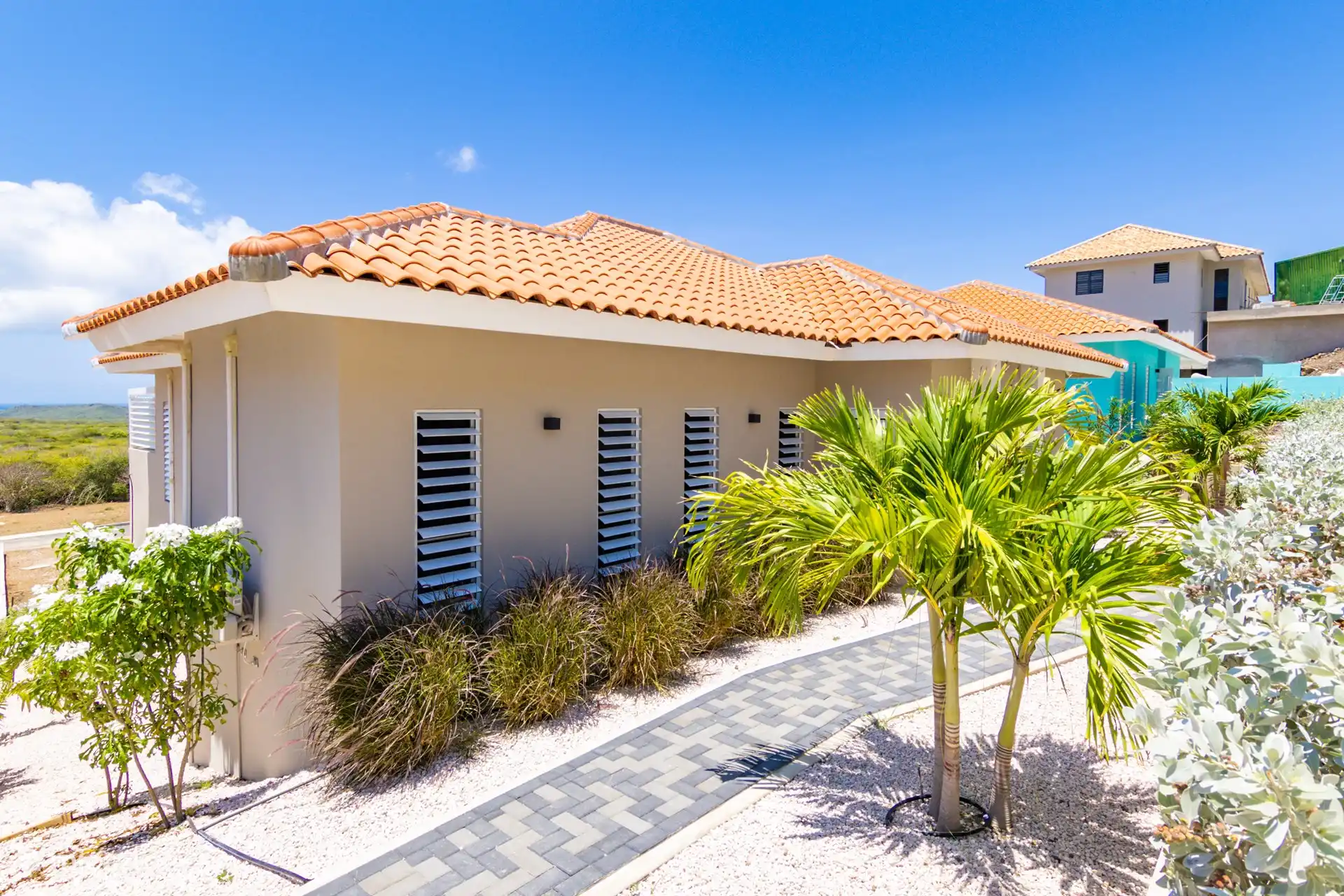 Façade latérale Villa Rovah Villa Park Fontaine