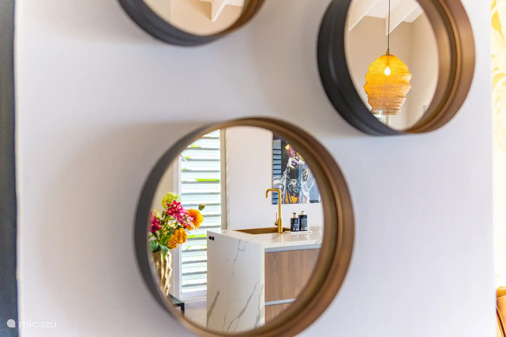 Détails sur le mur !!