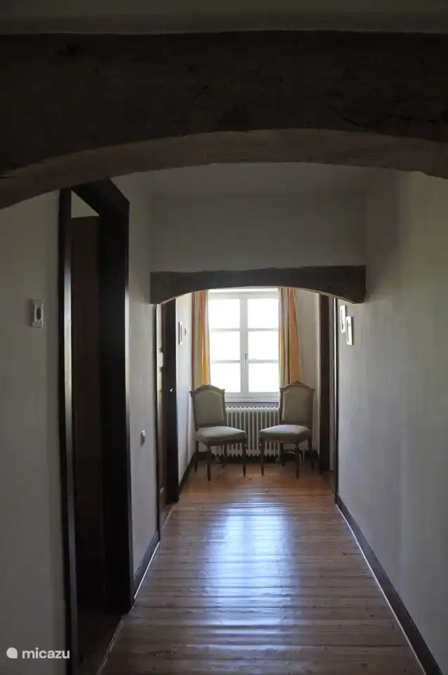 Die Halle im ersten Stock