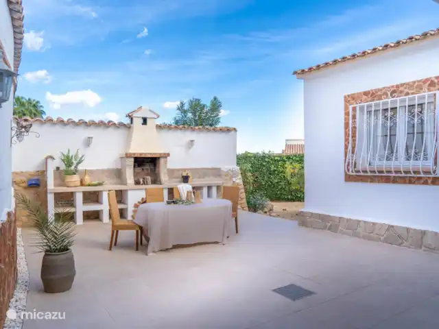 Casa Luz del Mar | Espagne, Costa Blanca, Alfáz del Pi - villa Une autre terrasse avec possibilité de barbecue