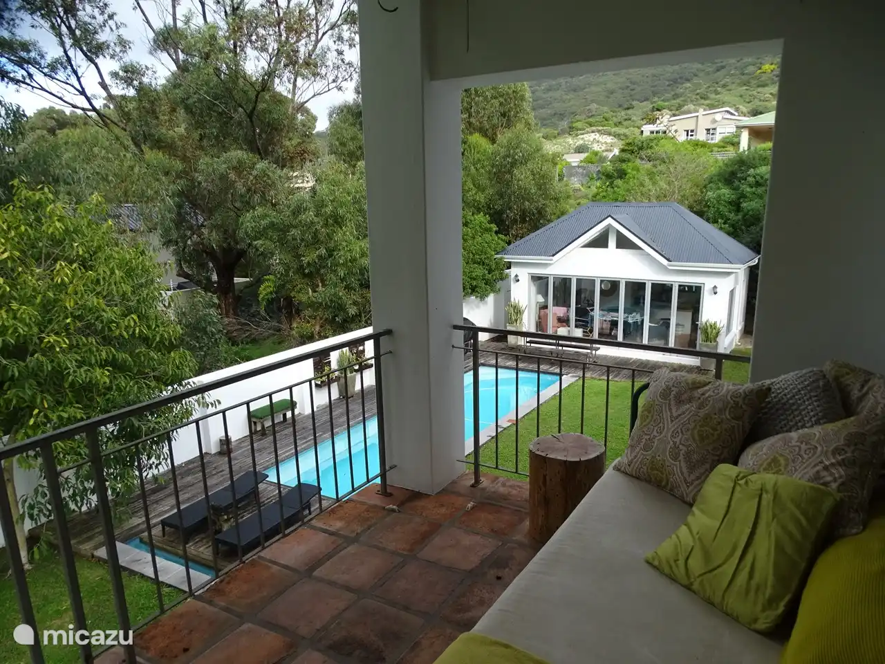 Balkon beim Hauptschlafzimmer im ersten Stock