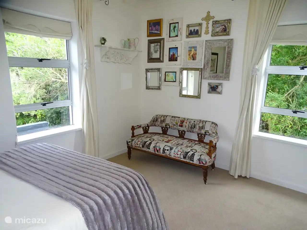 Zweites Schlafzimmer im ersten Stock