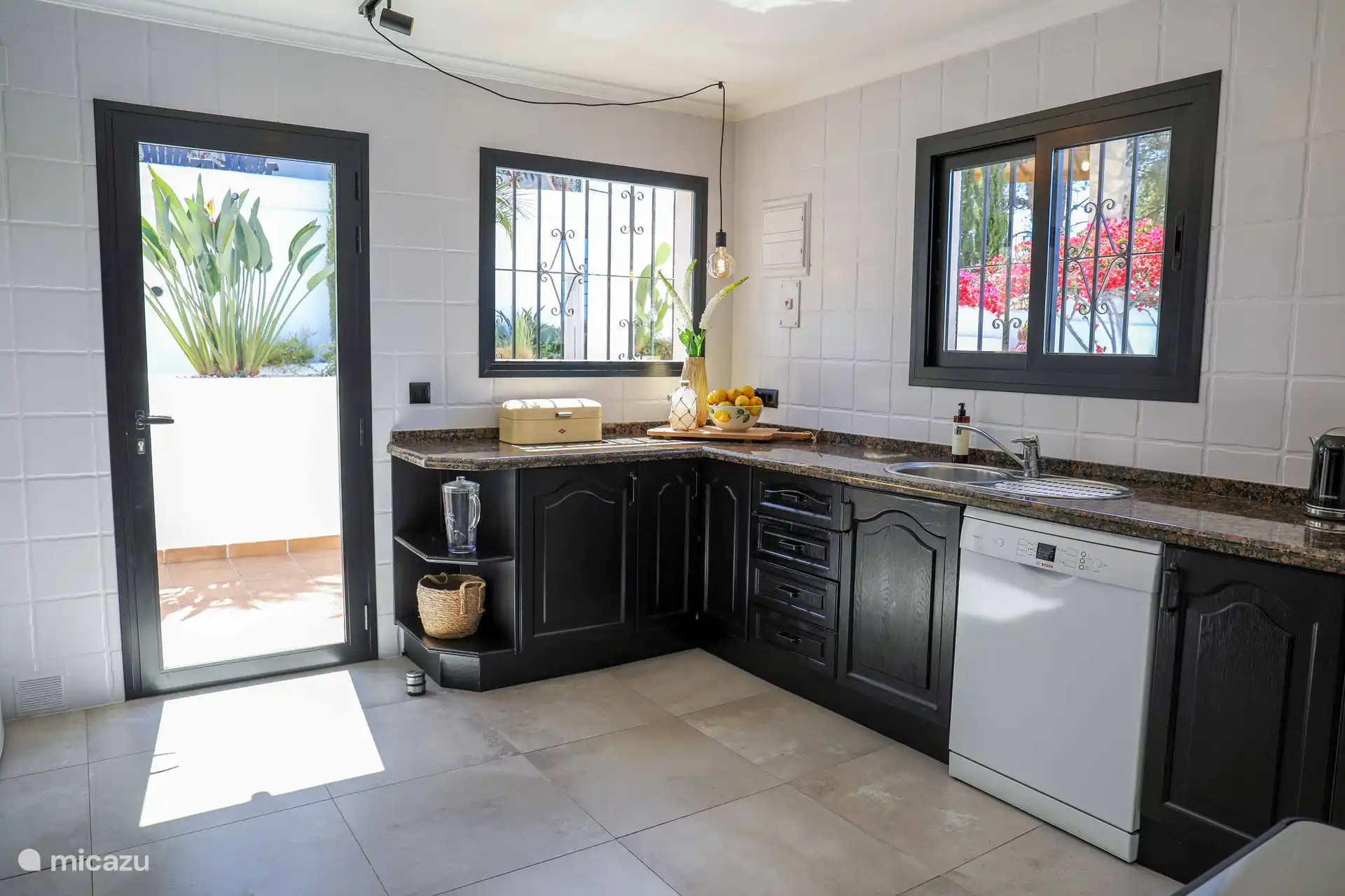 Küche voll ausgestattet