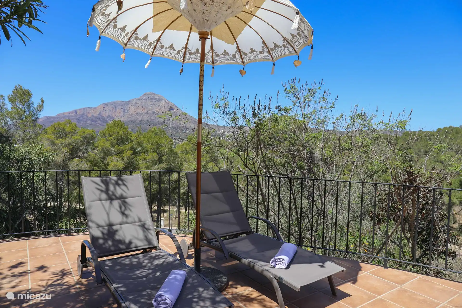 Entspannen Sie sich in der Villa Montgo