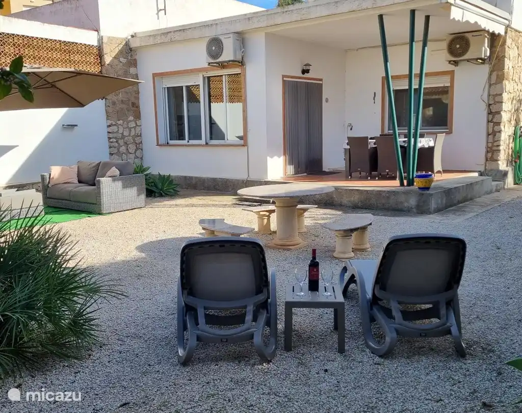Bungalow CasaBoks "Les Bovetes" in Dénia