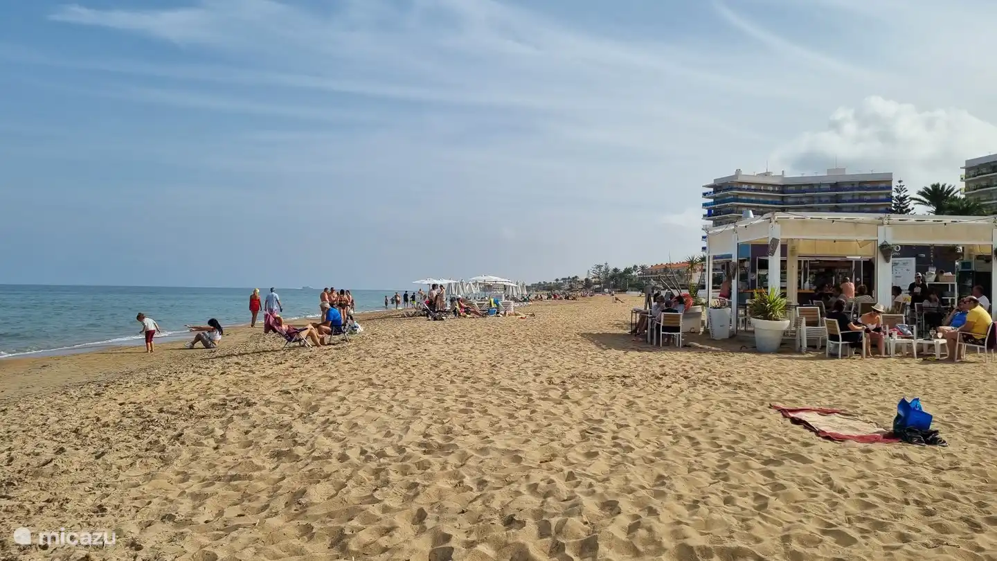 Sandstrand „Les Bovetes“