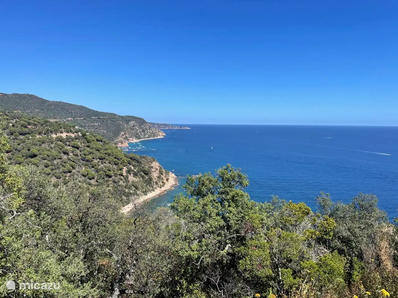 View from the coastal road from Sant Feliu de Guíxols to Tossa de Mar, nice short road trip.