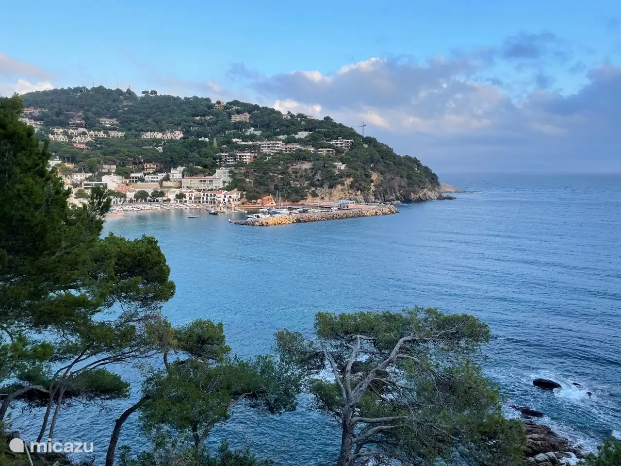 view from the hiking trail at Palafrugell