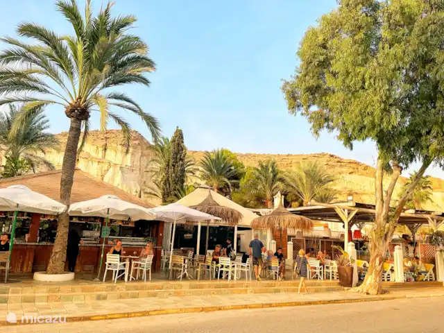 Penthouse en bord de mer avec jacuzzi | Espagne, Costa Cálida, Bolnuevo - penthouse Bar et restaurant chaleureux à Bolnuevo
