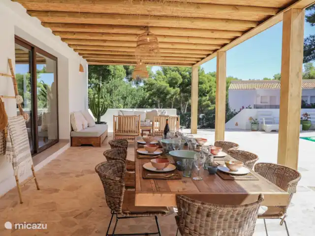 Villa José | Espagne, Costa Blanca, Moraira - villa Grande véranda avec de nombreux sièges.