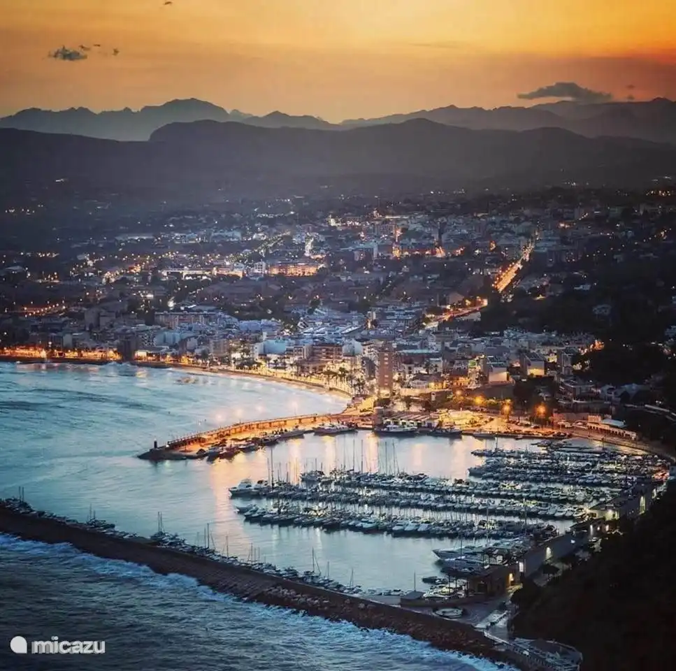 Jávea de noche