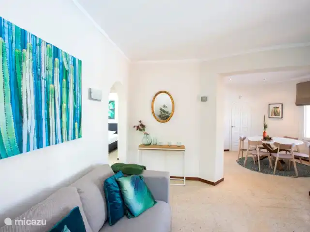 6-persoons villa met aanlegsteiger huren in Spanje, Costa Brava, Empuriabrava - villa Woonkamer met zicht op eethoek.