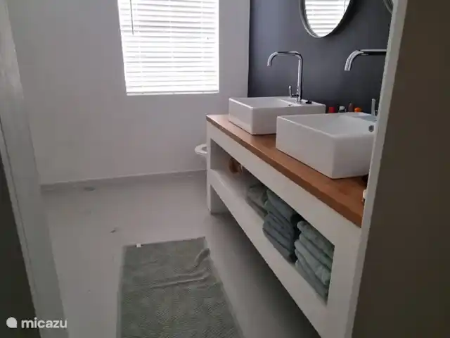 Casa Katoentuin huren in Curaçao, Banda Ariba (oost), Montan'i Rei - villa Badkamer bij de master bedroom.