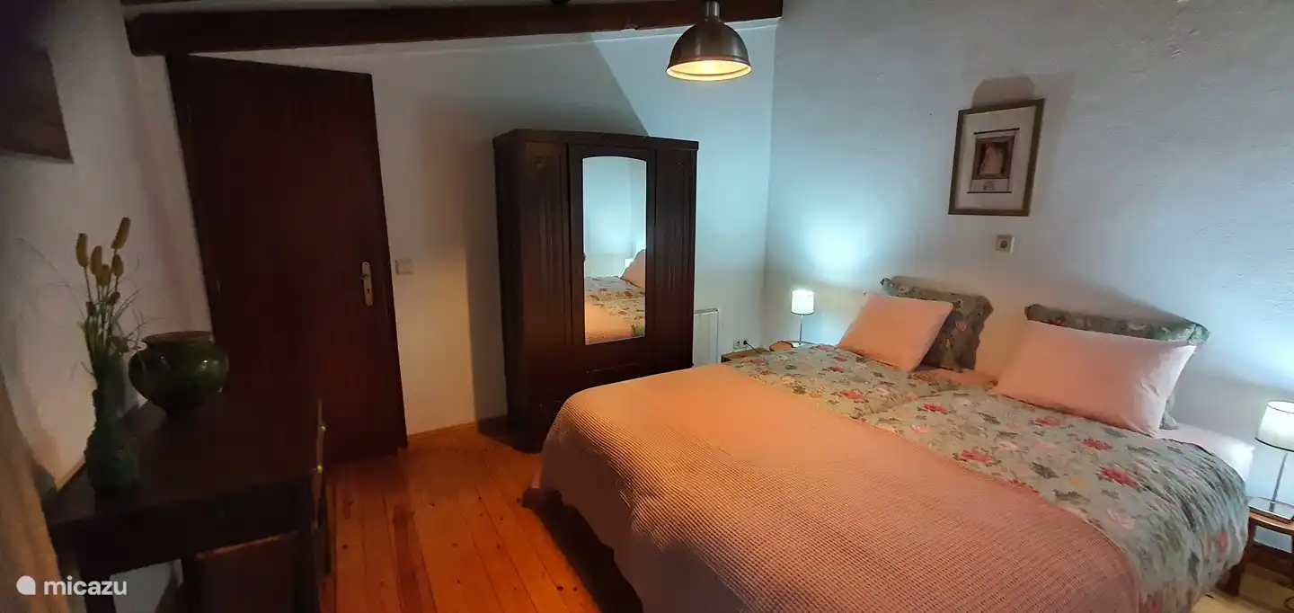 Kamelien-Schlafzimmer