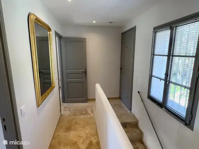 la ruina en Francia, Costa Azul, Grimaud - villa 1. piso con 2 dormitorios, 2 cuartos de baño, aseo independiente, dormitorio para 2 niños