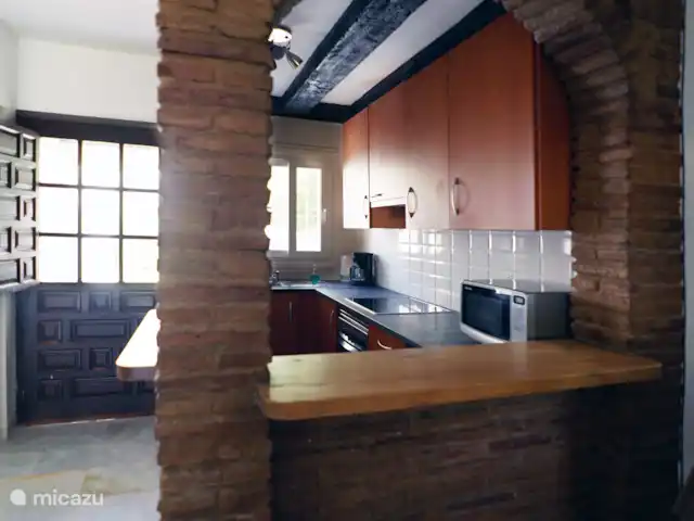 Maison de plage Casa Luna | Espagne, Andalousie, Calahonda - maison de vacances Cuisine complète pour cuisiner à la maison. Aussi un congélateur séparé avec 3 tiroirs et un micro-ondes.