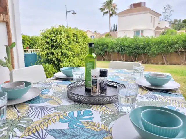 Maison de plage Casa Luna | Espagne, Andalousie, Calahonda - maison de vacances Prenez un bon déjeuner ou dîner à l’extérieur