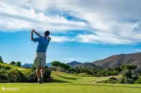 C’est un véritable paradis pour les golfeurs, le tout à moins de 30 minutes en voiture. Trouvez-les et profitez d’une partie de golf !