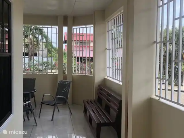 Location de Vacances Suriname, Paramaribo, Paramaribo, villa - KiQu Terrasse de la cuisine
