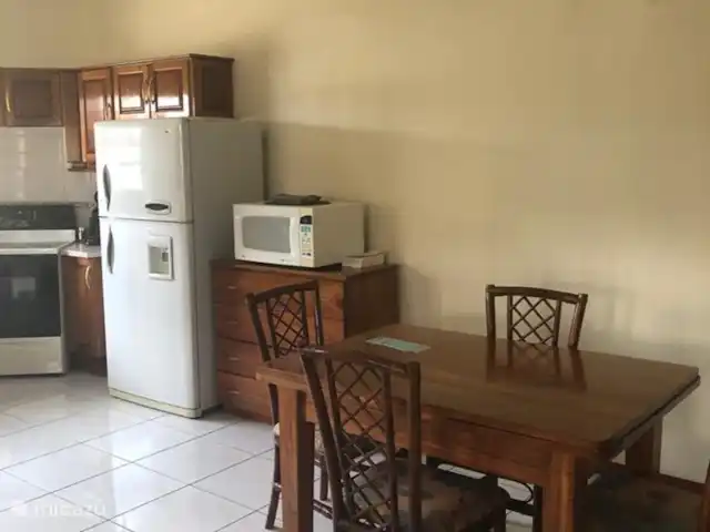 Location de Vacances Suriname, Paramaribo, Paramaribo, villa - KiQu Salle à manger