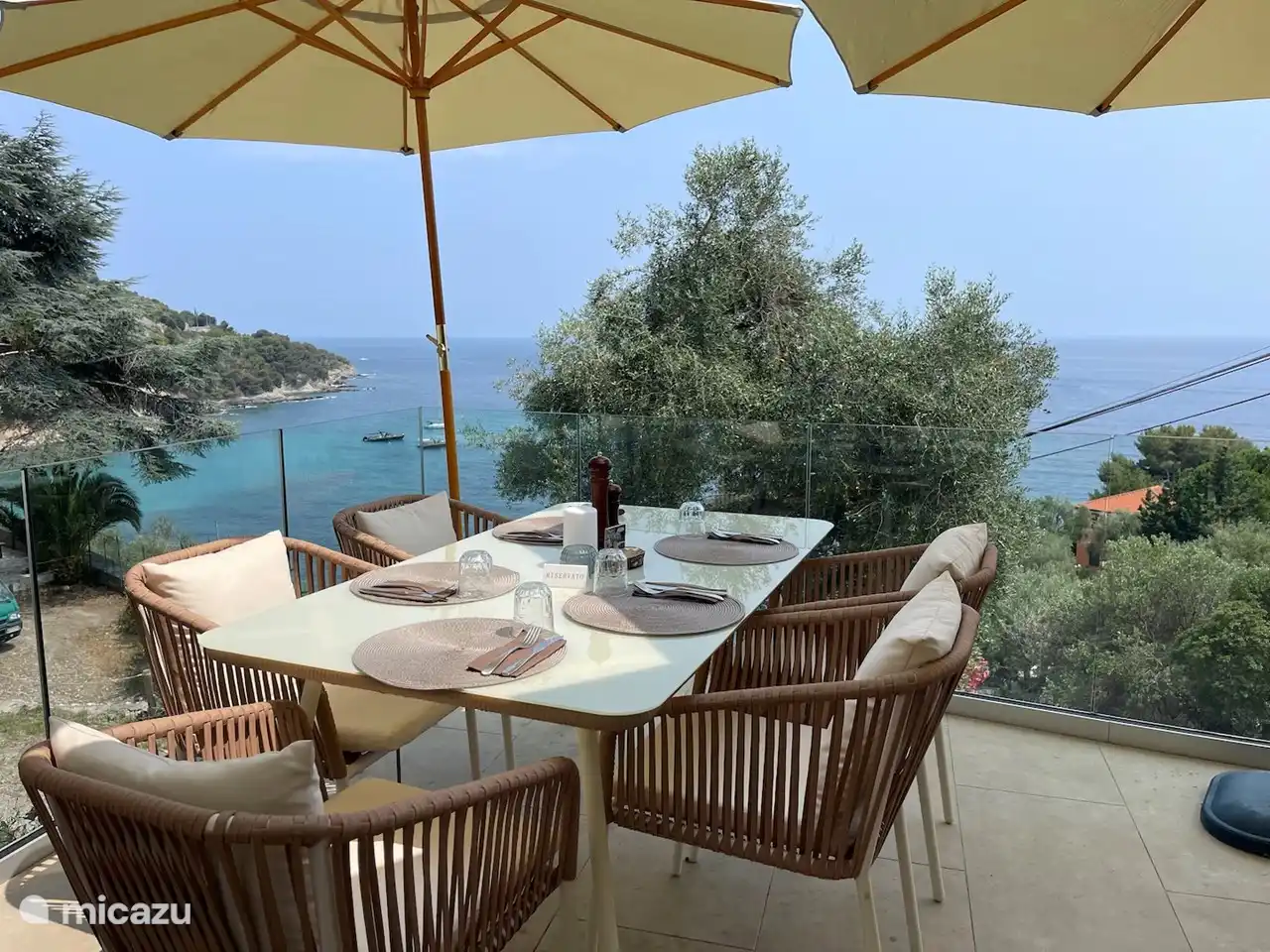 Terrasse au restaurant