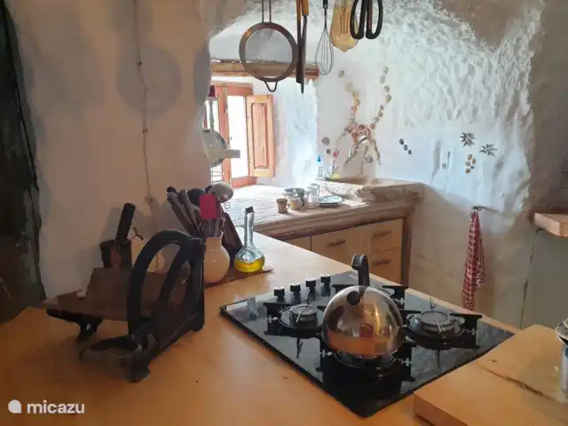 Casa cueva creativa con jacuzzi en España, Andalucía, Gorafé - casa cueva