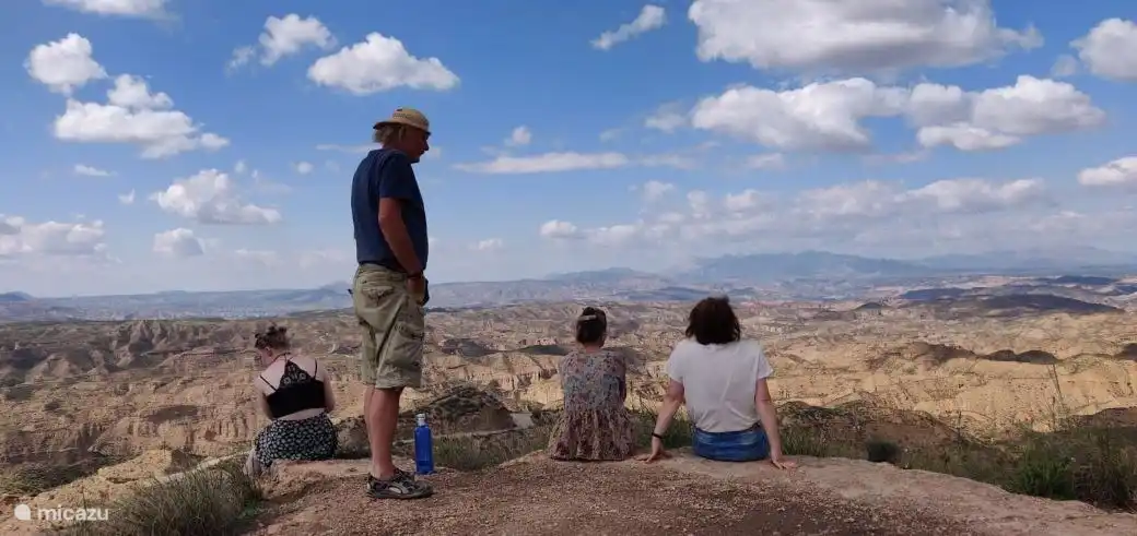 Genießen Sie die schöne Aussicht nur wenige Gehminuten von Ihrem Urlaubshöhlenhaus entfernt