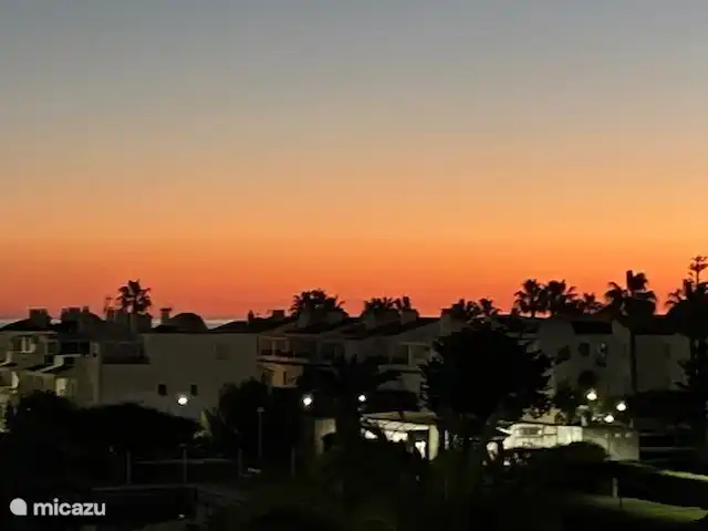 Location de Vacances Espagne, Costa del Sol, Torrox-Costa, appartement - Appli Playa Laguna, Laguna Beach Profiter du coucher de soleil avec ses belles couleurs