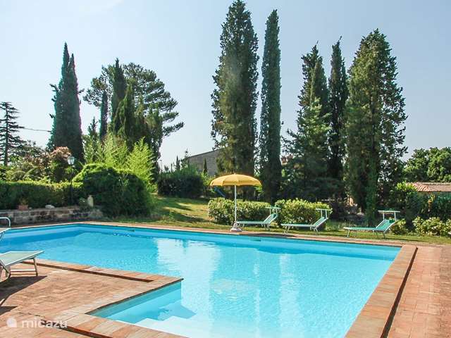 Casa vacacional Italia, Umbría, Montecastrilli - villa Villa con piscina privada en Umbria