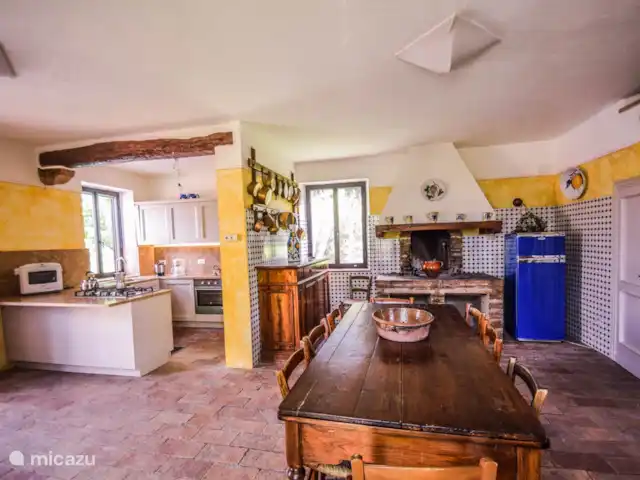 Groepsaccommodatie, Italië, Umbrië, Montecastrilli, villa Villa met privè zwembad in Umbrie