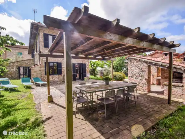 Groepsaccommodatie, Italië, Umbrië, Montecastrilli, villa Villa met privè zwembad in Umbrie
