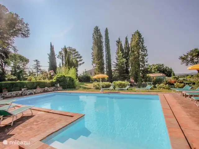 Groepsaccommodatie, Italië, Umbrië, Montecastrilli, villa Villa met privè zwembad in Umbrie
