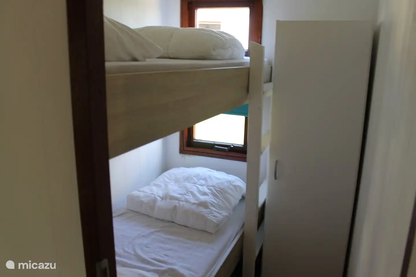 Chambre avec lits superposés