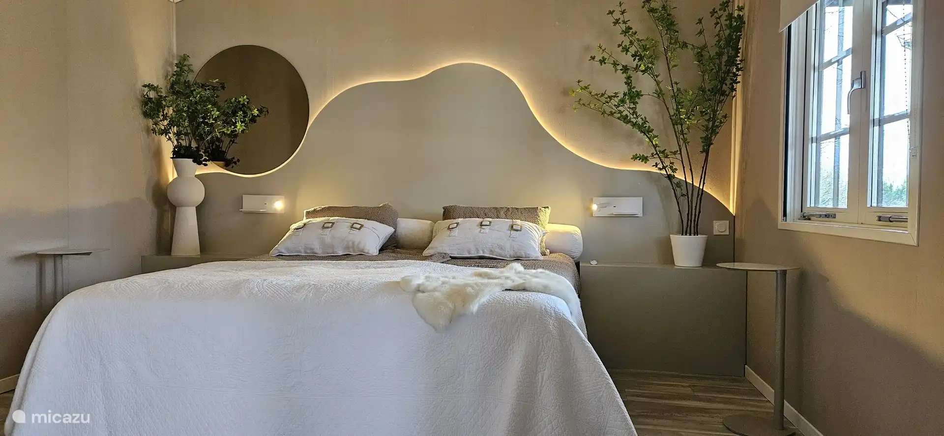 El dormitorio con camas con somier