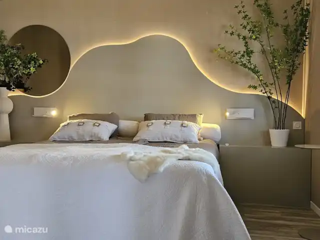 Le Jasmin | France, Lot, Loupiac - gîte / cottage La chambre avec des lits à sommier tapissier