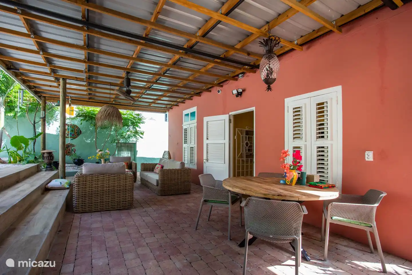 Essbereich der Veranda