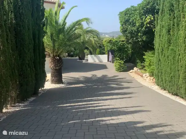 Casa La Palmera huren in Spanje, Costa Blanca, Jávea - villa Veel parkeergelegenheid op eigen terrein, in de schaduw van de pergola