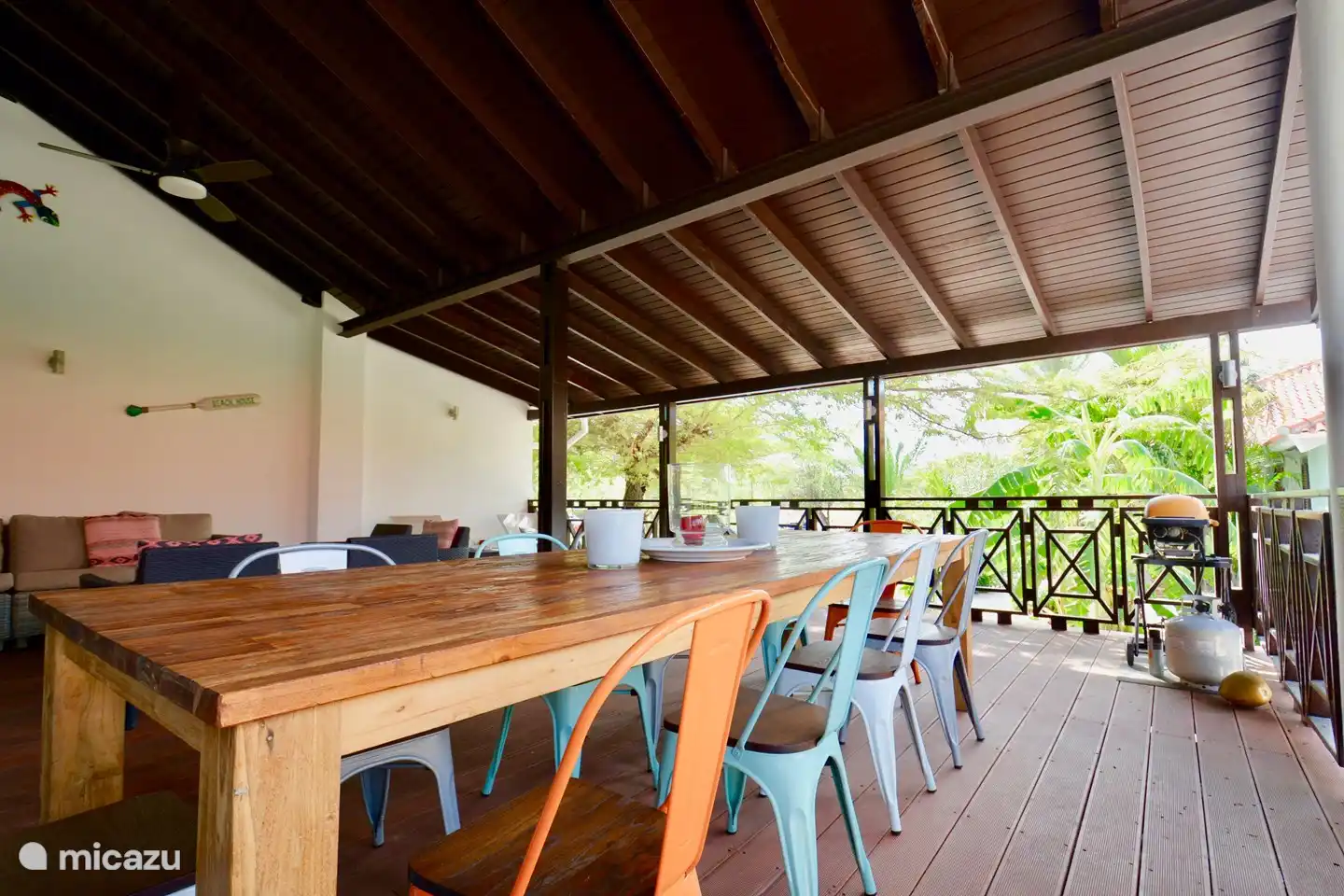 Cozy, large dining table and Weber gas BBQ