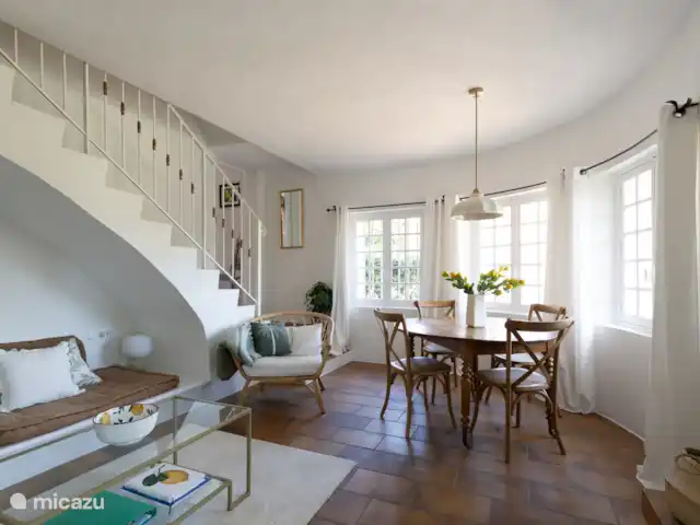 Location de Vacances France, Côte d'Azur, Sainte-Maxime, villa - Fruitier Villa au bord de la Mer Salon