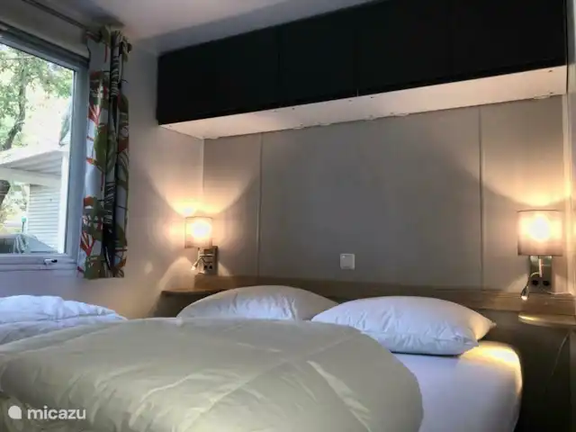 Oleander 505 huren in Frankrijk, Côte d´Azur, Roquebrune-sur-Argens - chalet Grote comfortabele 2 persoons boxspring en veel opbergruimte in de slaapkamer