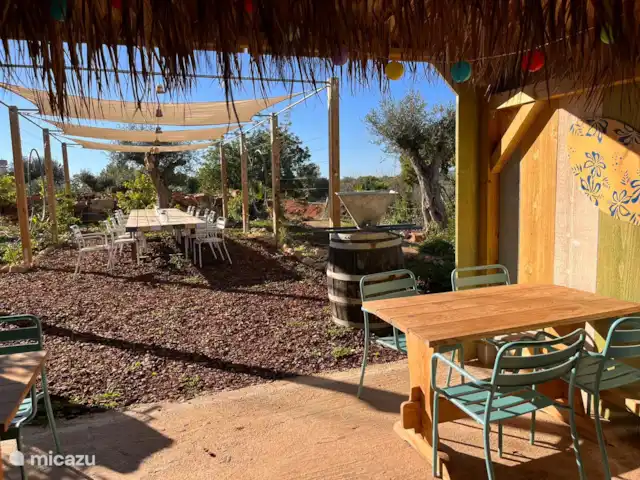 Location de Vacances Portugal, Algarve, Moncarapacho, maison mitoyenne - Maison Franko Bar et table à manger commune
