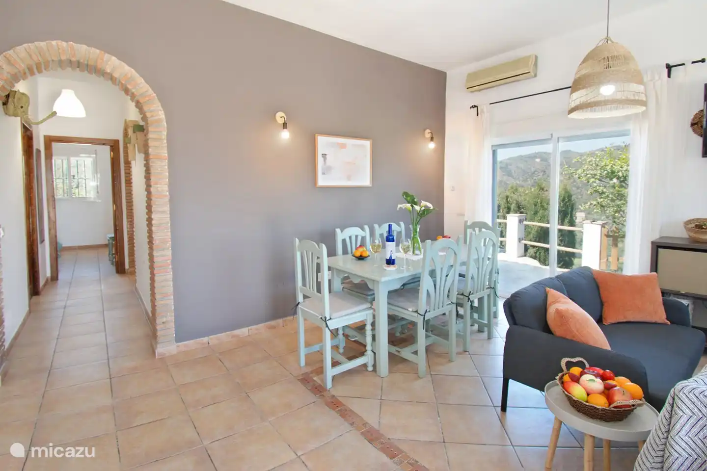 Casa Avila is licht zoals een vakantiehuis moet zijn. 