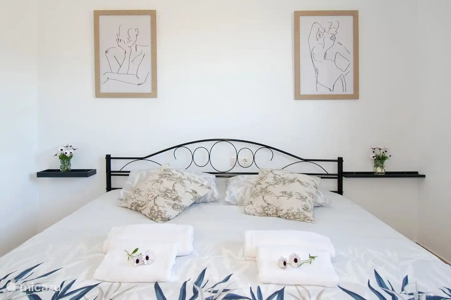 Geniet van een heerlijke nacht. Kort of lang maar altijd verkwikkend.