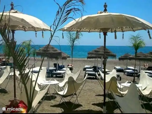 Casa Avila huren in Spanje, Costa del Sol, Comares - vakantiehuis Geniet van een stranddagje en eet krakend verse vis in één van de chiringuitos.