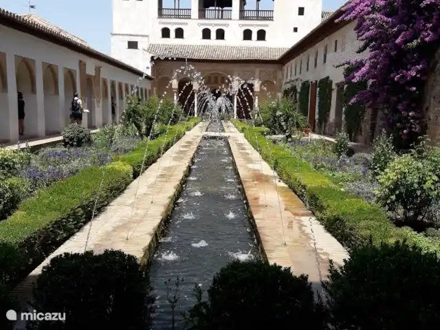Casa Avila huren in Spanje, Costa del Sol, Comares - vakantiehuis Eén van de watertuinen van het Alhambra.