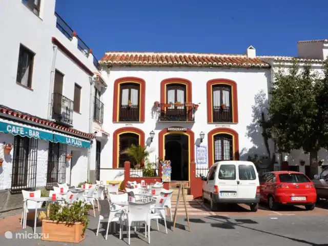 Casa Avila huren in Spanje, Costa del Sol, Comares - vakantiehuis Typische bars en restaurants op slechts enkele kilometers van Casa Avila.