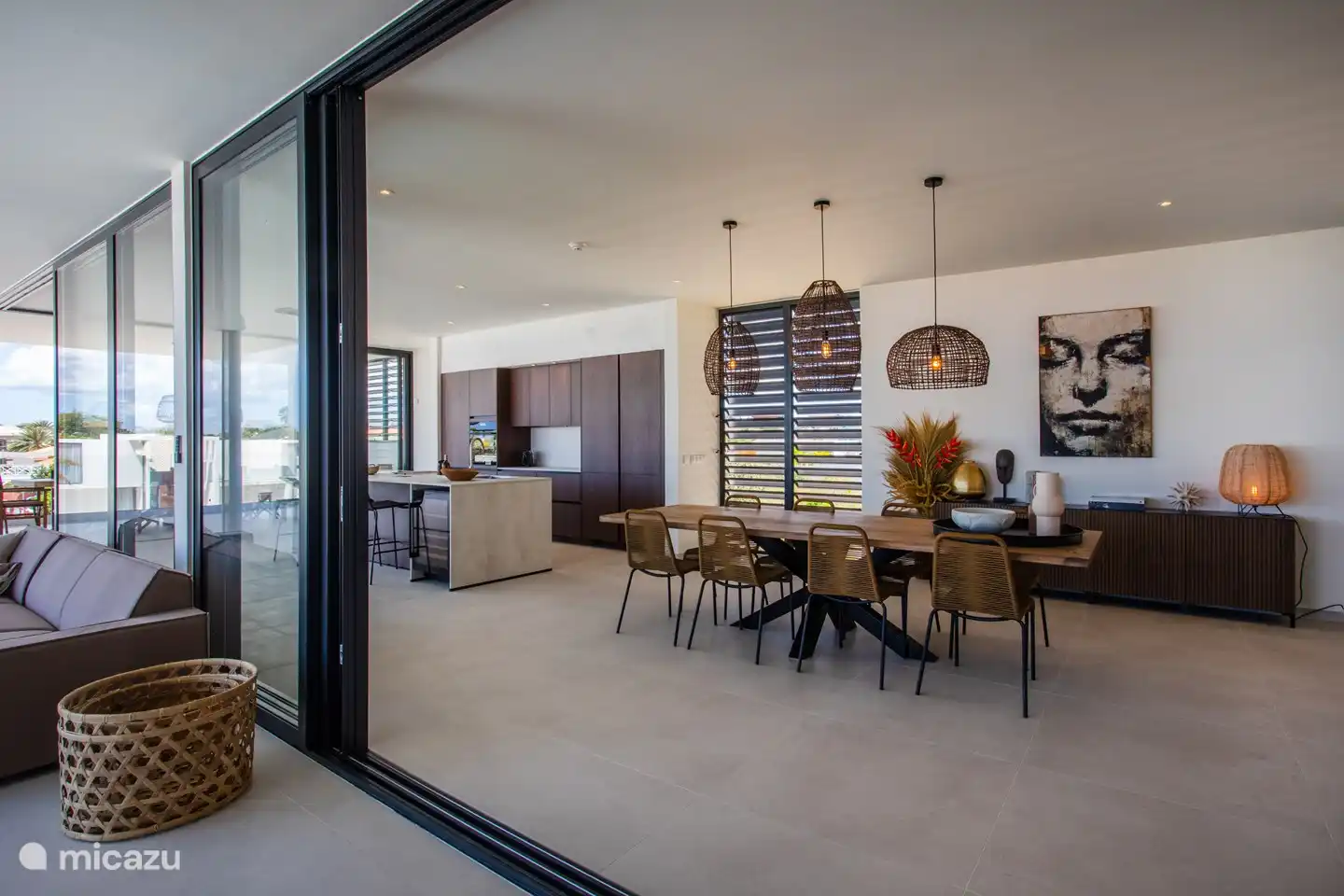 Binnen en buiten eten