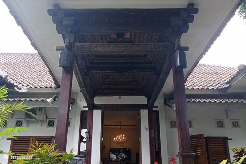 Vakantiehuis Indonesië, Java, Salatiga Bed & Breakfast Walhalla Bed &amp; Breakfast